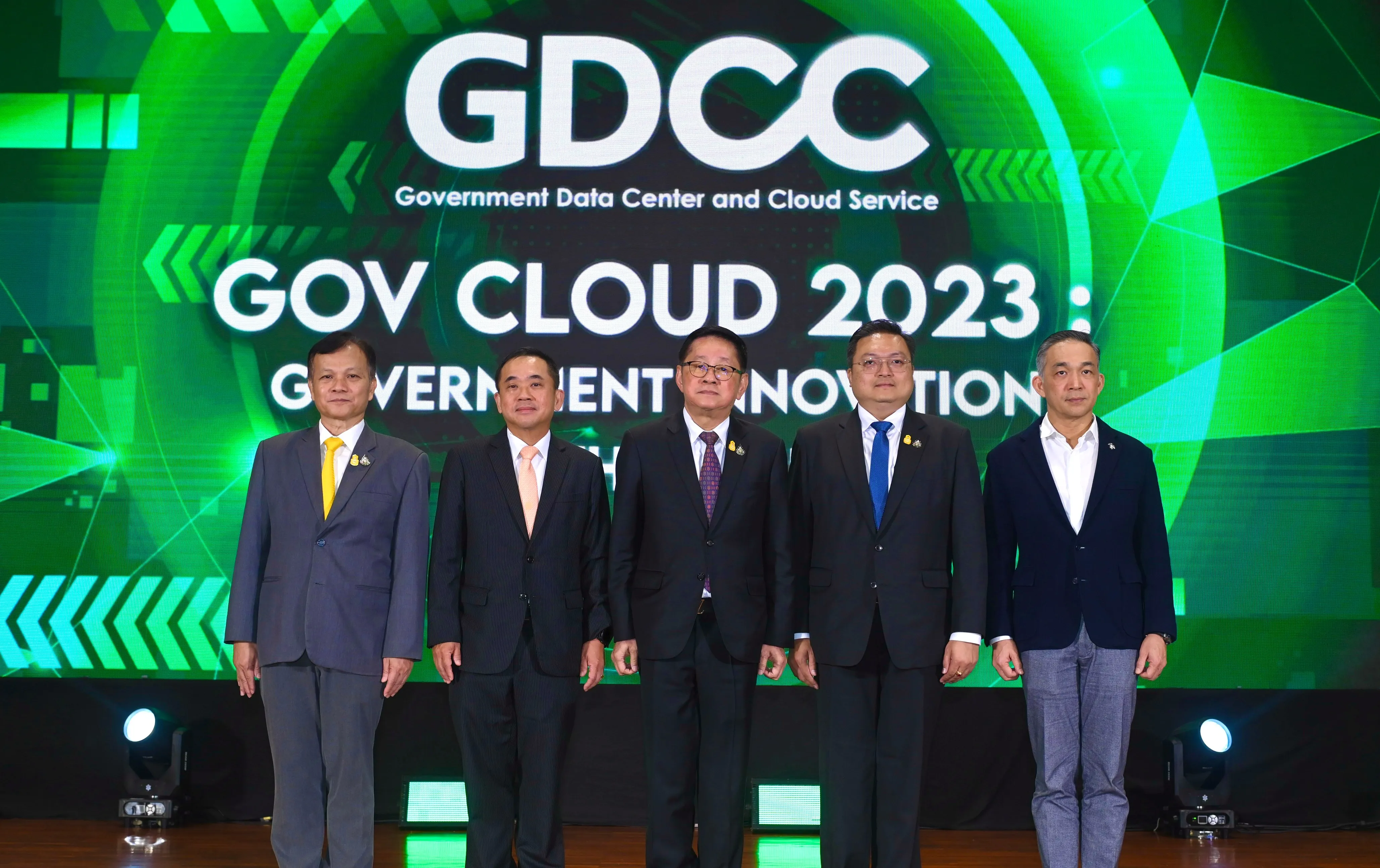 ดีอีเอส ชูนโยบาย Cloud First ต่อยอดคลาวด์กลาง GDCC   เล็งผนึก สดช., NT ร่วมขยายโครงสร้างพื้นฐานดิจิทัลยกระดับศักยภาพภาครัฐพัฒนาประเทศ